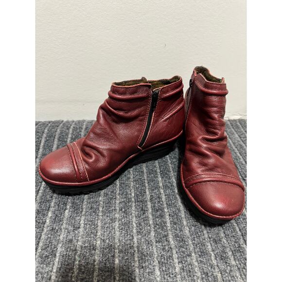 FLY London Women's Burgundy Red Yip Wedge Ankle Bootie’s Size 38 US-7 - Picture 5 of 9